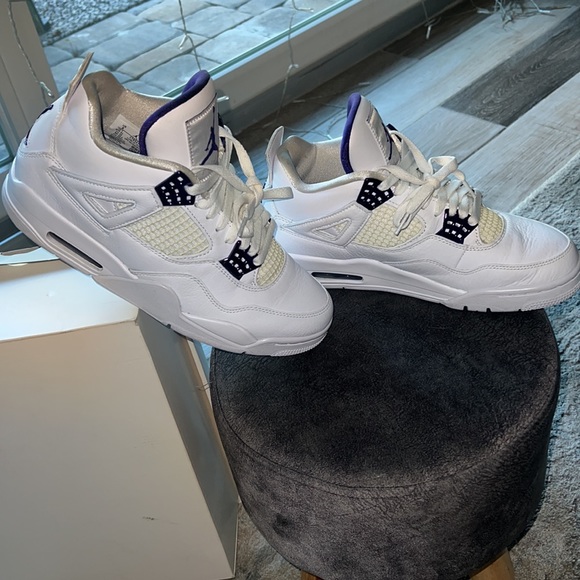 Retro Metallic Jordan 4 Purple Sz-8/9.5 - Picture 2 of 10